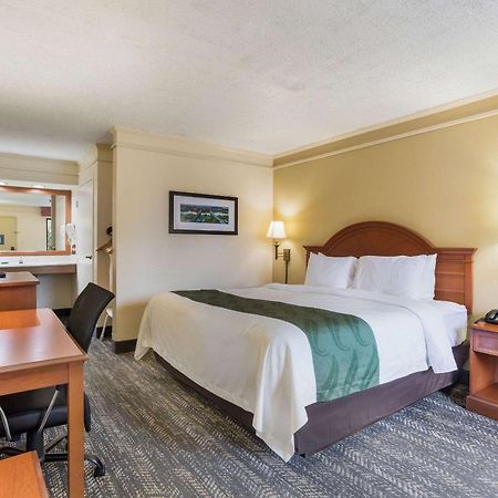 Quality Inn - Hamilton Place Чаттануга Экстерьер фото