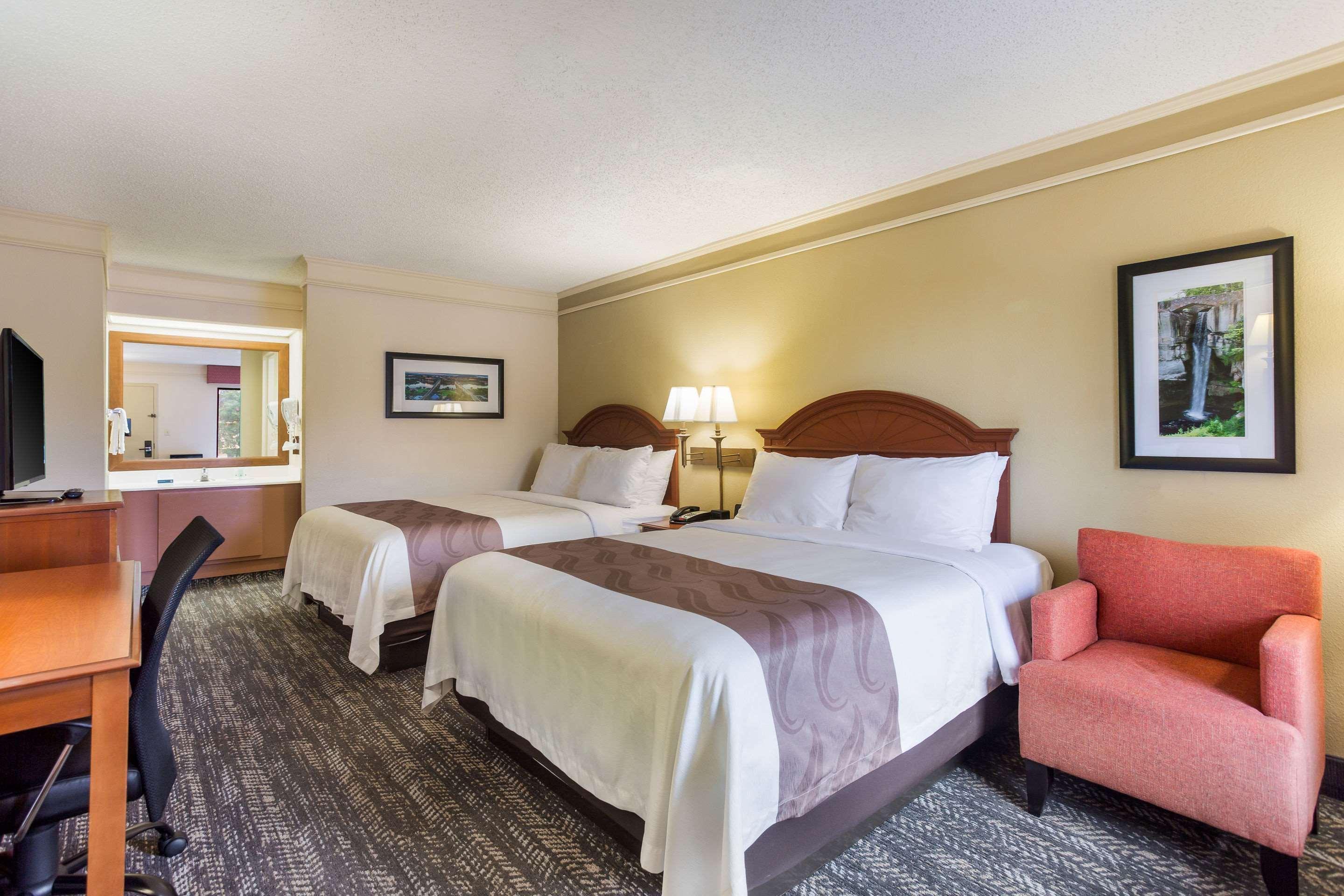 Quality Inn - Hamilton Place Чаттануга Экстерьер фото