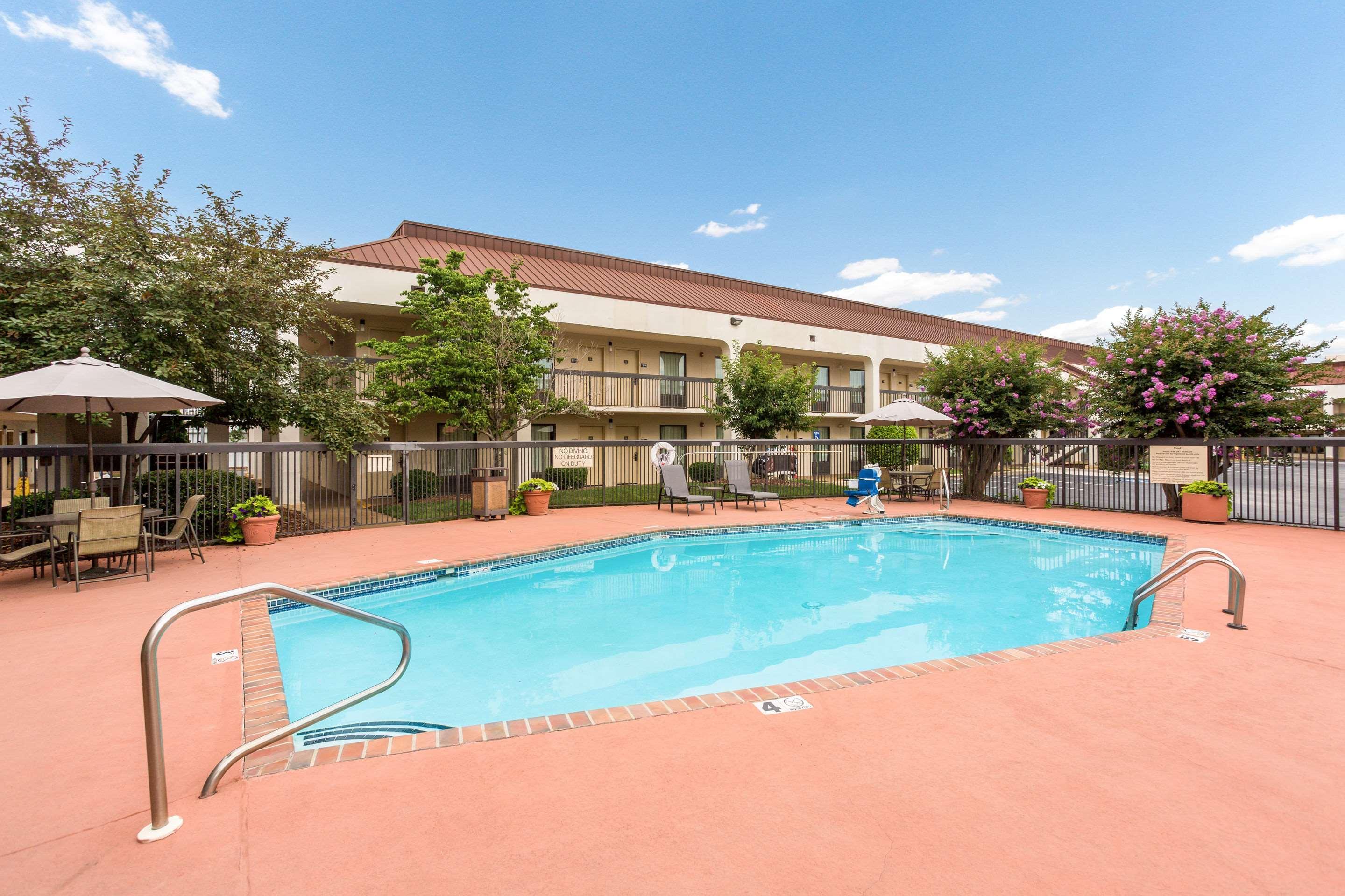 Quality Inn - Hamilton Place Чаттануга Экстерьер фото