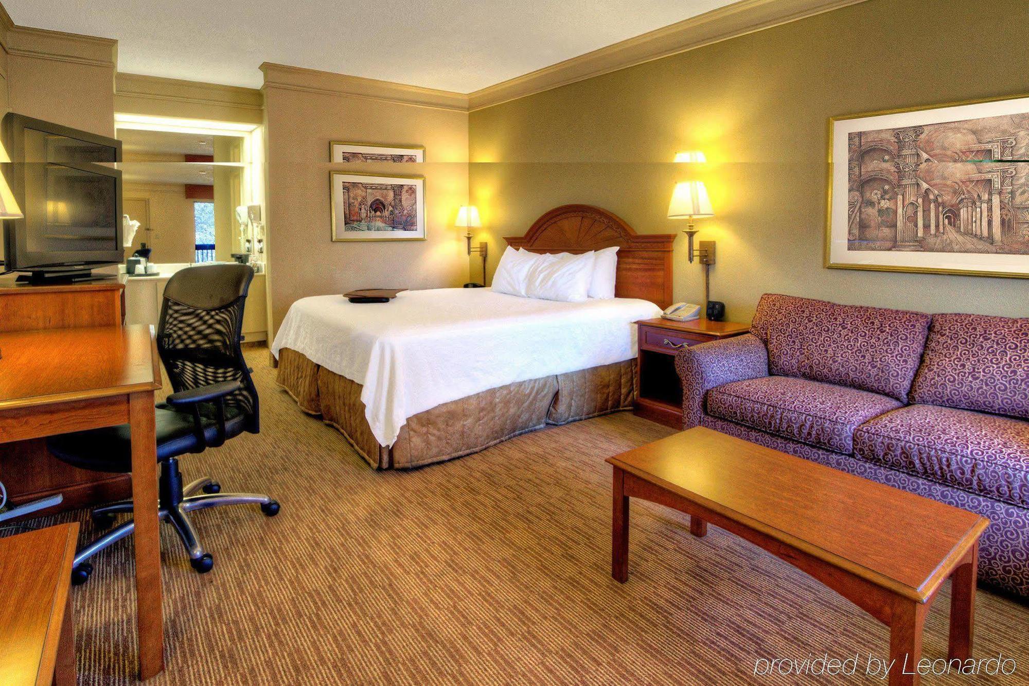 Quality Inn - Hamilton Place Чаттануга Экстерьер фото